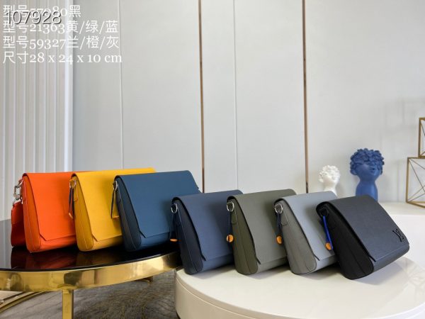 LV [Exclusive Real Shot Upgraded Version] Men's Bag Family Photo