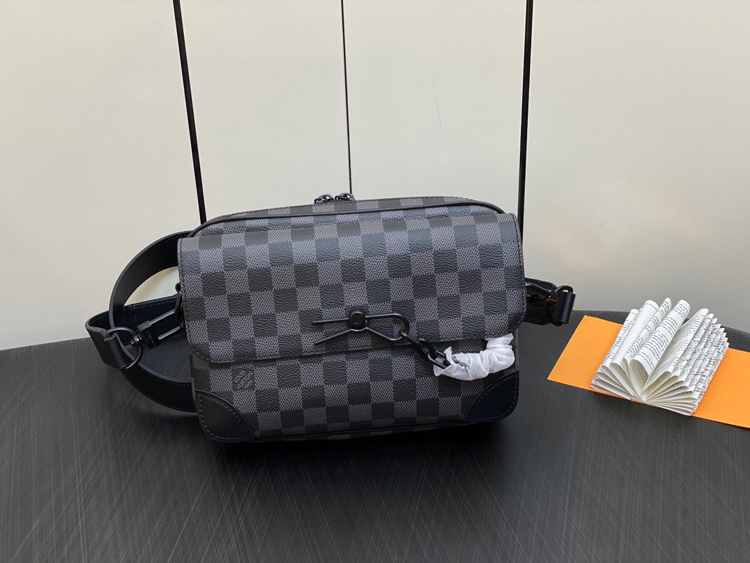 LV tax-free ✨ M46795 Haige Men