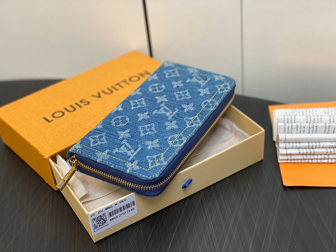 LV Top Original Order ✨ M82958 Blue Denim Cowboy Single Zipper Wallet Series