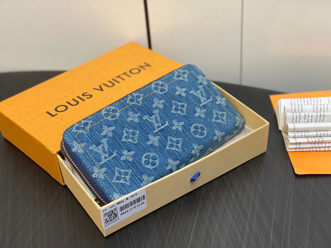 LV Top Original Order ✨ M82958 Blue Denim Cowboy Single Zipper Wallet Series