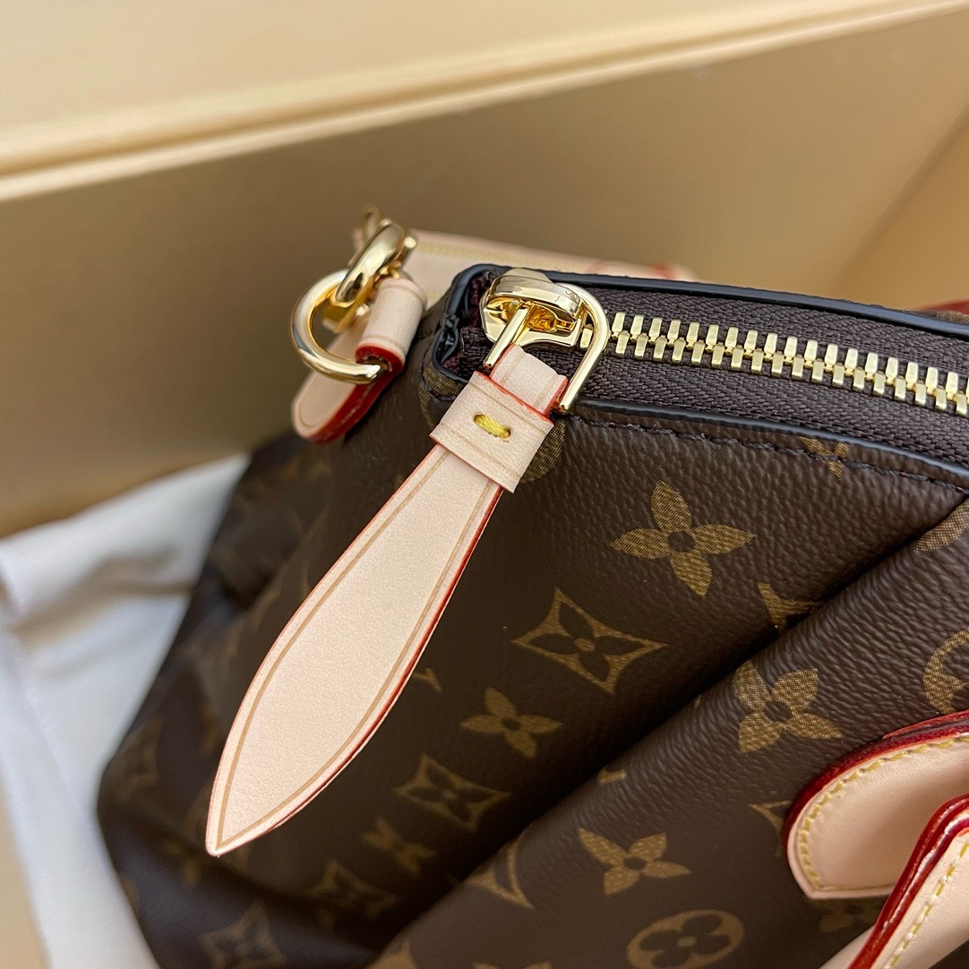 LV original single enhanced version 💪 M44546 RIVOLI Medium Handbag