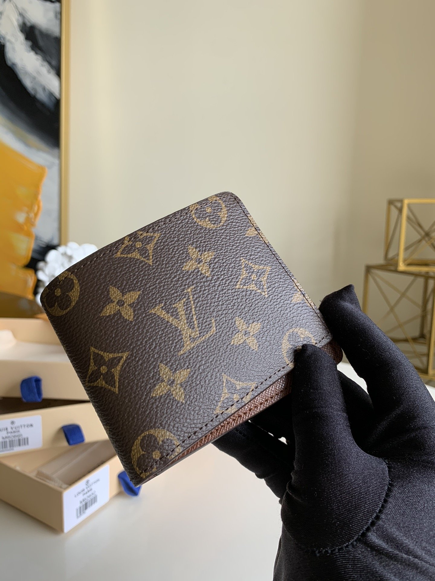 LV Exclusive Real Shot M60895