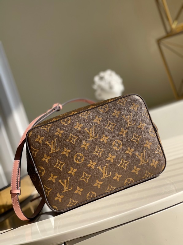 LV Original N é oNo é Bucket Bag M44022 Pink