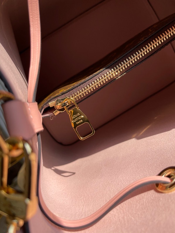 LV Original N é oNo é Bucket Bag M44022 Pink