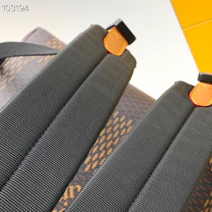 LV duty-free chip version M40380 leather material